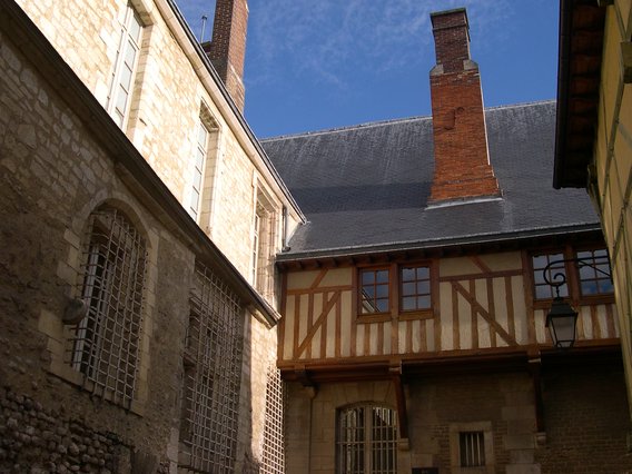  dépendances du musée d'Art moderne
